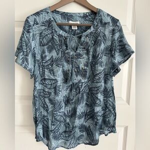 Liz Claiborne Petite Metallic Stud Top Blue Size PXL